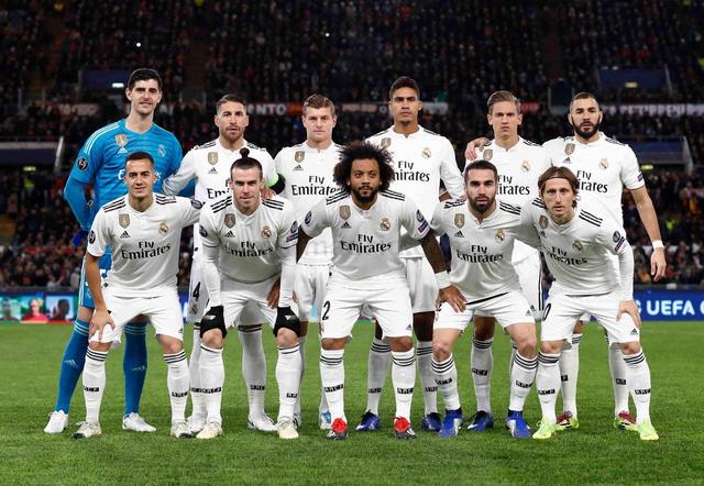 兰杜奇：上半场我们没拉开阵型宽度，踢得有点像一群小鸡