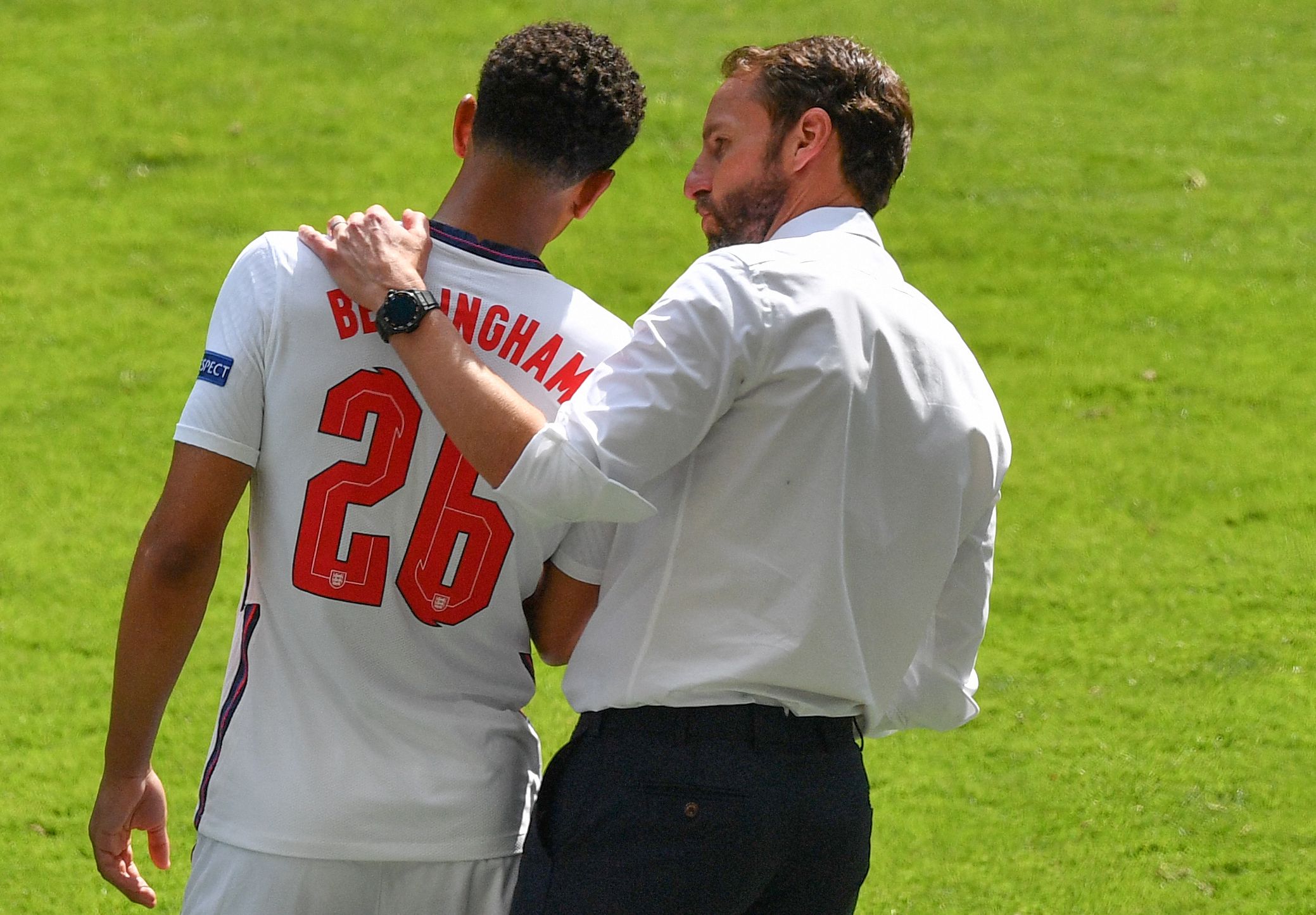 电竞品牌年度合作签约仪式举行