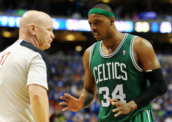 湖人vs公牛：詹姆斯冲击42000分里程碑，东皇组合志在复仇，屠戮公牛？