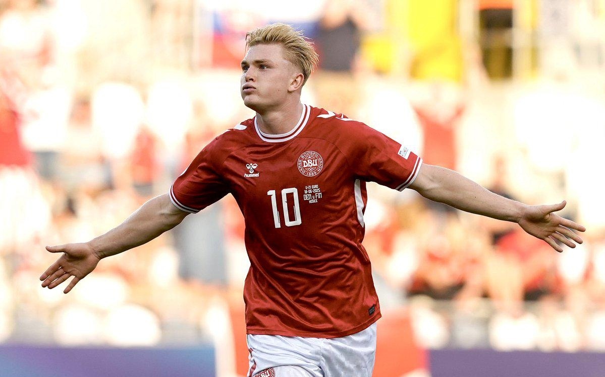 【棒球经典】重温2023年MLB美国职业棒球大联盟常规赛 强者无视环境的极限角度接球名场面